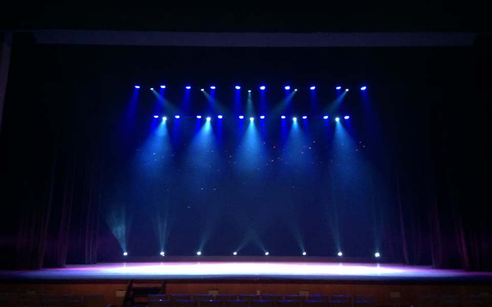 沖縄舞台について